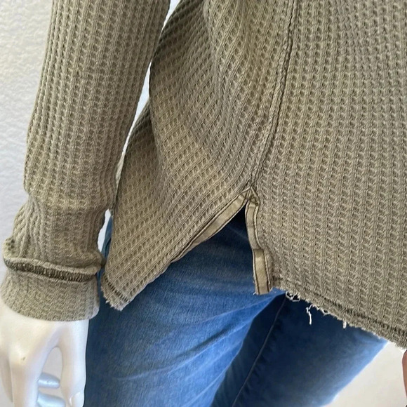 Free People Bridget Henley Top Waffle Knit Military Size Small - Picture 6 of 11